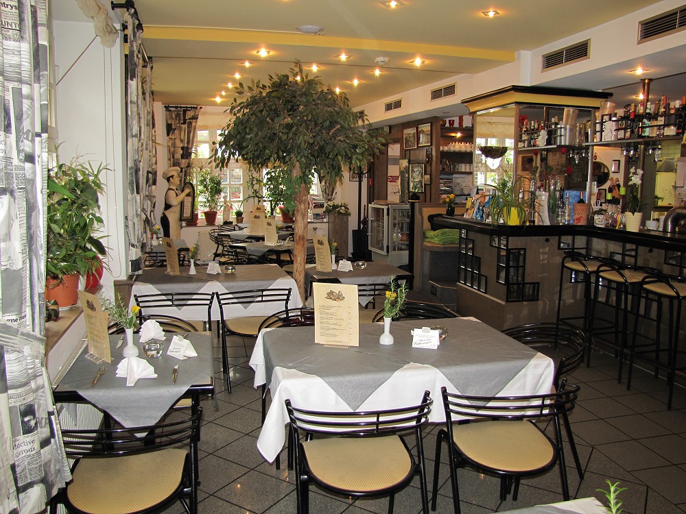 Theke und Gastraum des Restaurant Königskeller in Kassel