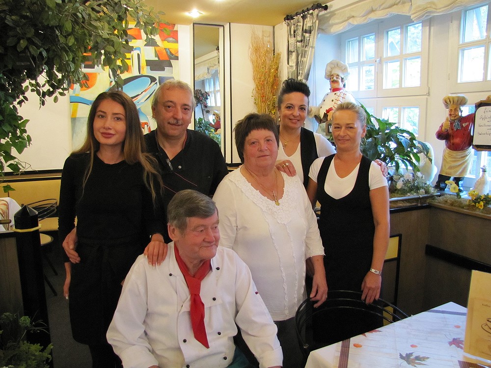 Das Küchen- und Serviceteam des Restaurant Königskeller Kassel